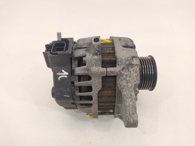 Recambio de alternador para hyundai i30 classic referencia OEM IAM 373002B101 2655447 