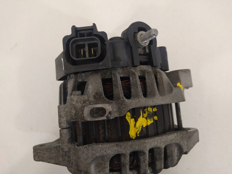 Recambio de alternador para hyundai i30 classic referencia OEM IAM 373002B101 2655447 