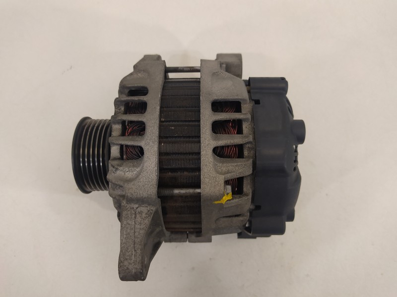 Recambio de alternador para hyundai i30 classic referencia OEM IAM 373002B101 2655447 