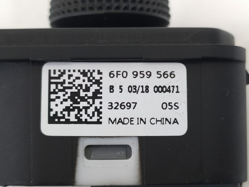 Recambio de mando retrovisor para seat ibiza (kj1) reference plus referencia OEM IAM 6F0959566  