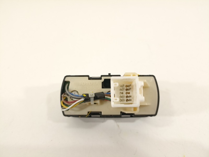 Recambio de mando multifuncion para toyota land cruiser (j12) 3.0 d-4d gx referencia OEM IAM 758522  