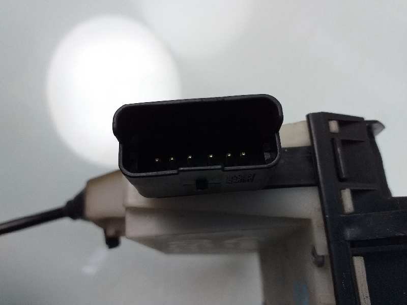 Recambio de cerradura puerta trasera derecha para citroën c4 lim. collection referencia OEM IAM 9685352080  