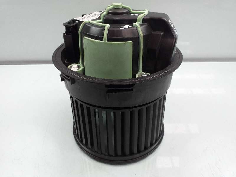 Recambio de ventilador calefaccion para citroën c4 lim. collection referencia OEM IAM T1011131B L567094803000 220714