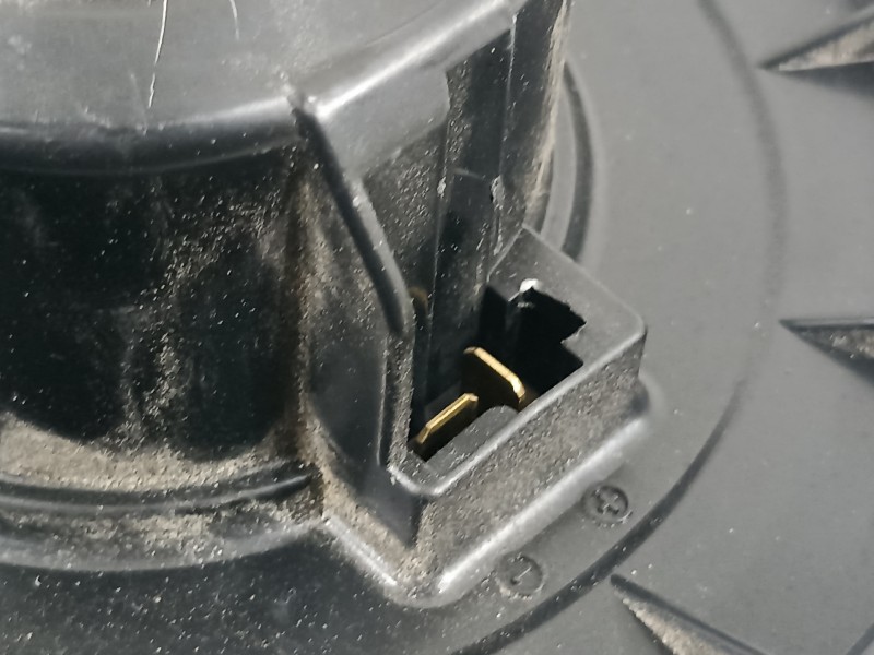 Recambio de ventilador calefaccion para toyota land cruiser (j12) 3.0 d-4d gx referencia OEM IAM 194000  