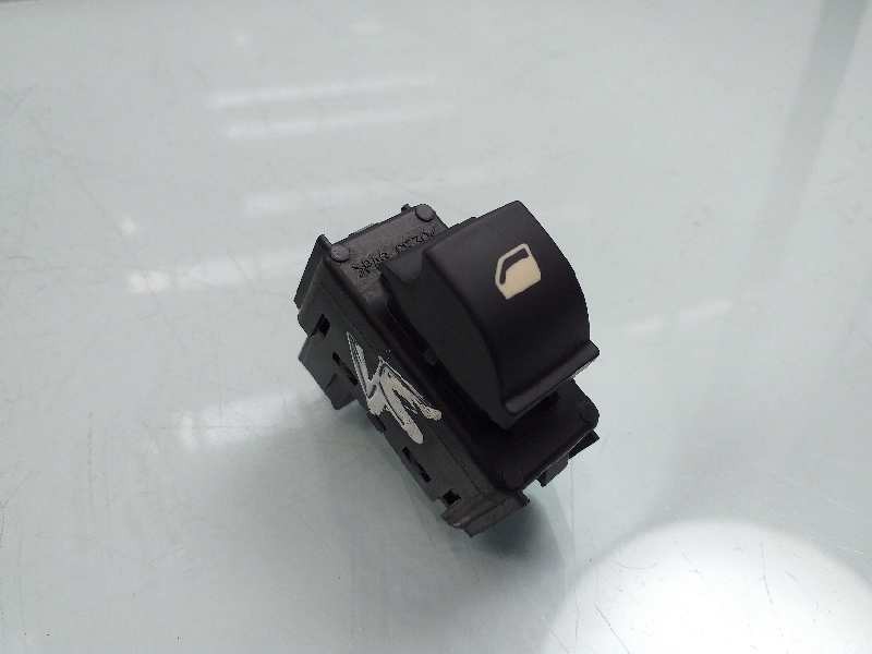 Recambio de mando elevalunas trasero derecho para citroën c4 lim. collection referencia OEM IAM 96657926XT  