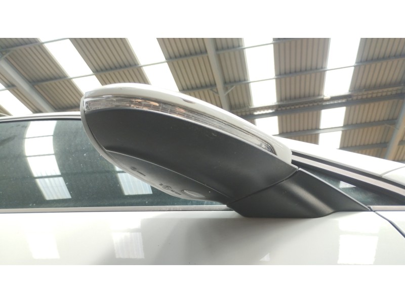 Recambio de retrovisor derecho para volkswagen golf vii lim. gte referencia OEM IAM   