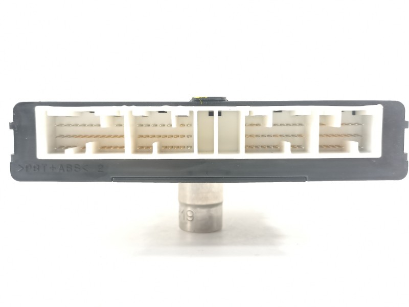 Recambio de modulo electronico para toyota land cruiser (j12) 3.0 d-4d gx referencia OEM IAM 8954060330  