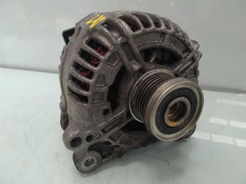 Recambio de alternador para seat leon (1p1) reference copa referencia OEM IAM 03F903023D  