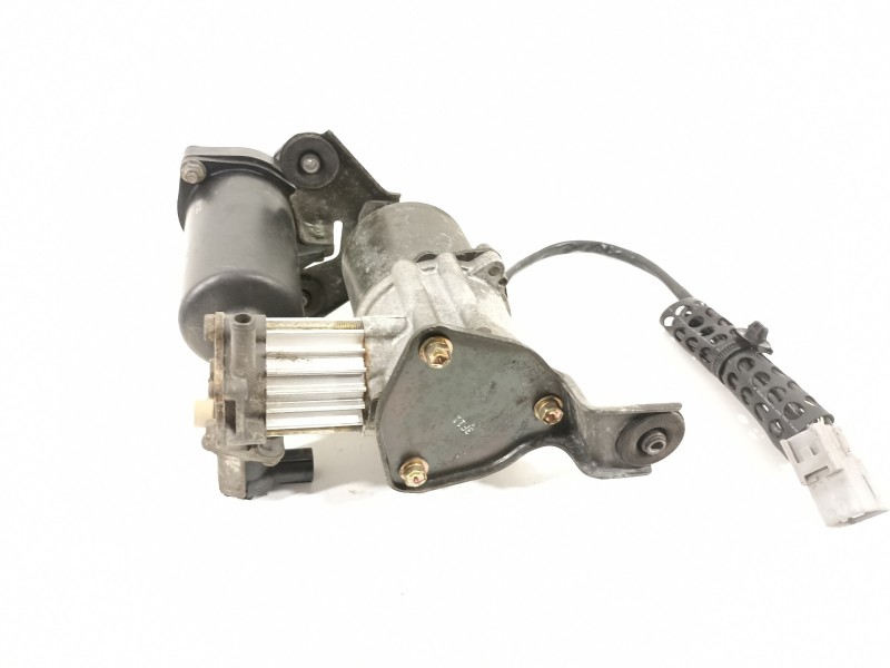 Recambio de bomba suspension para toyota land cruiser (j12) 3.0 d-4d gx referencia OEM IAM 4891060042  