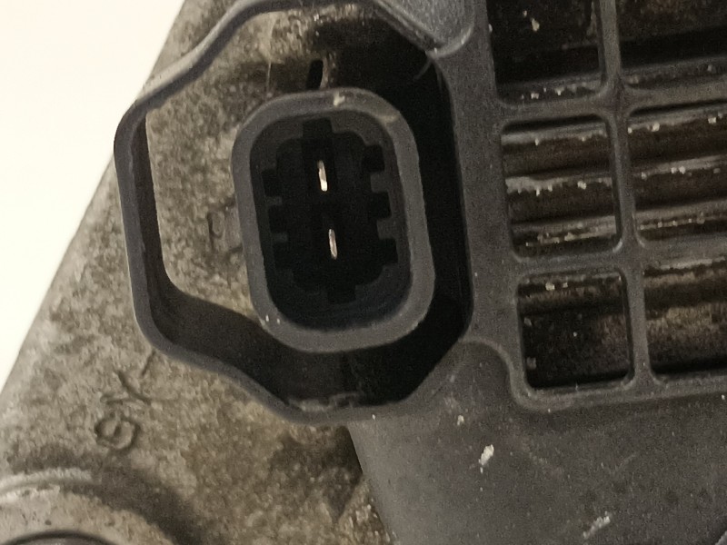 Recambio de alternador para opel insignia sports tourer 2.0 16v cdti referencia OEM IAM 13502583  