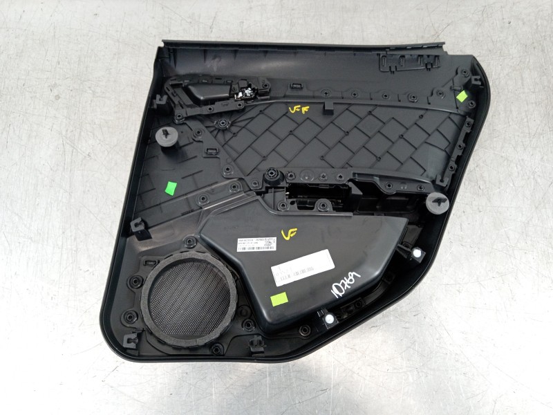 Recambio de guarnecido puerta trasera izquierda para seat arona xperience referencia OEM IAM 6F0867115  