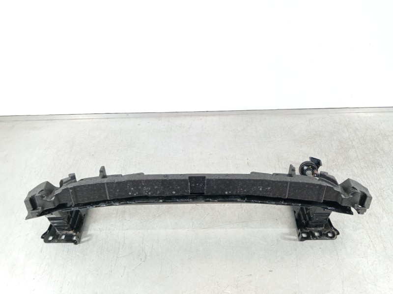 Recambio de refuerzo paragolpes delantero para seat arona xperience referencia OEM IAM 6F0807095A 6F0807111B 6F0807109H