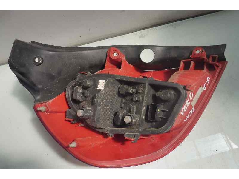 Recambio de piloto trasero derecho para renault clio iii business referencia OEM IAM 8200459960  