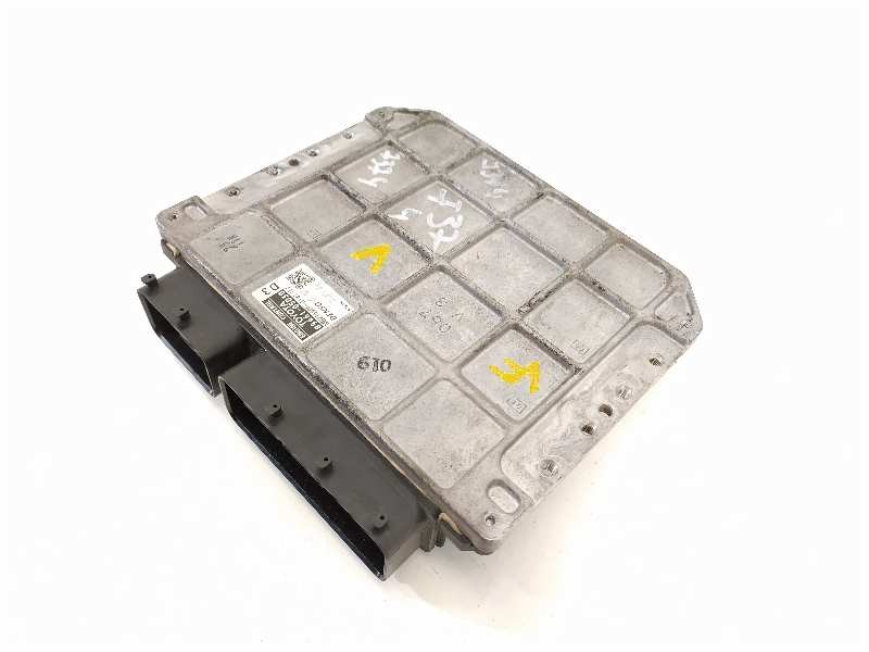 Recambio de centralita motor uce para toyota avensis (t27) active referencia OEM IAM 8966105D30 MB2759000181 