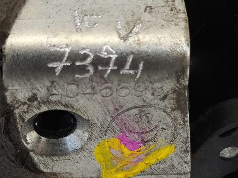 Recambio de cerradura puerta delantera izquierda para toyota avensis (t27) active referencia OEM IAM A046693  