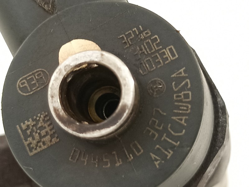 Recambio de inyector para opel insignia sports tourer 2.0 16v cdti referencia OEM IAM 0445110327  