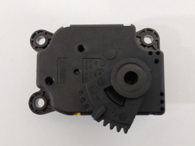 Recambio de motor apertura trampillas climatizador para ford kuga (cbs) st-line referencia OEM IAM AV6N19E616AA  