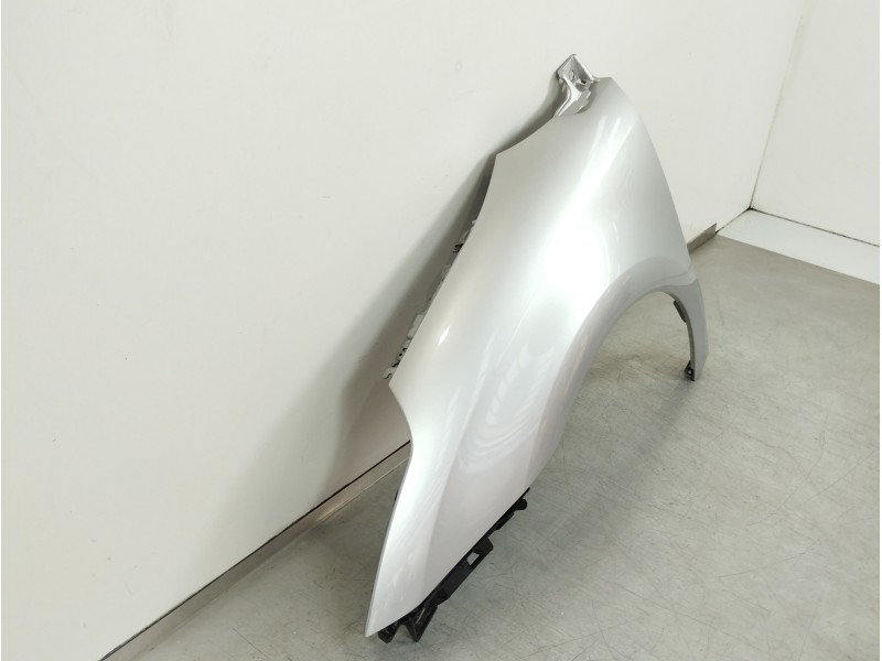 Recambio de aleta delantera izquierda para citroën c4 berlina collection referencia OEM IAM 7841X1  