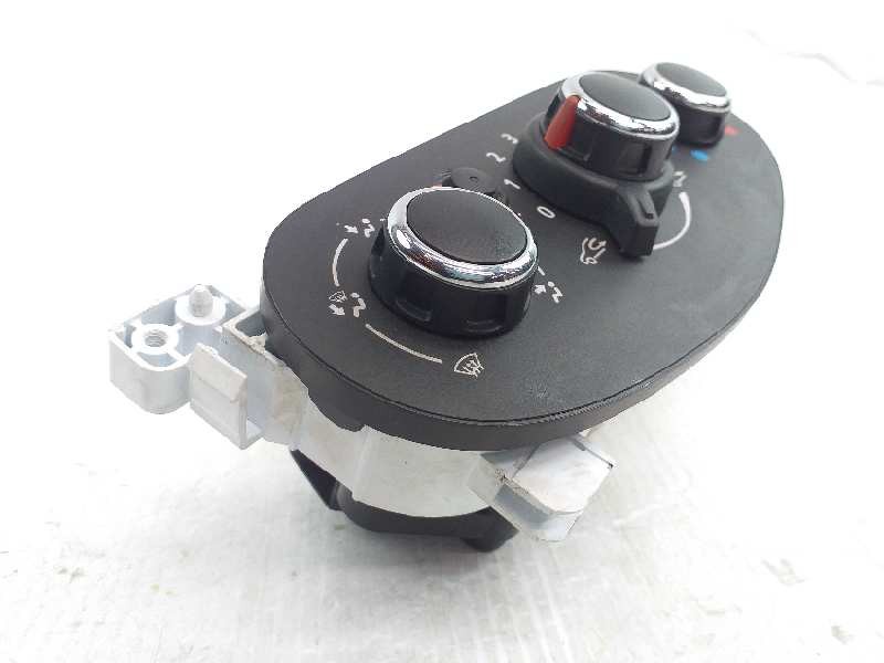 Recambio de mando climatizador para dacia lodgy laureate referencia OEM IAM 5P3743000 5P3741700 