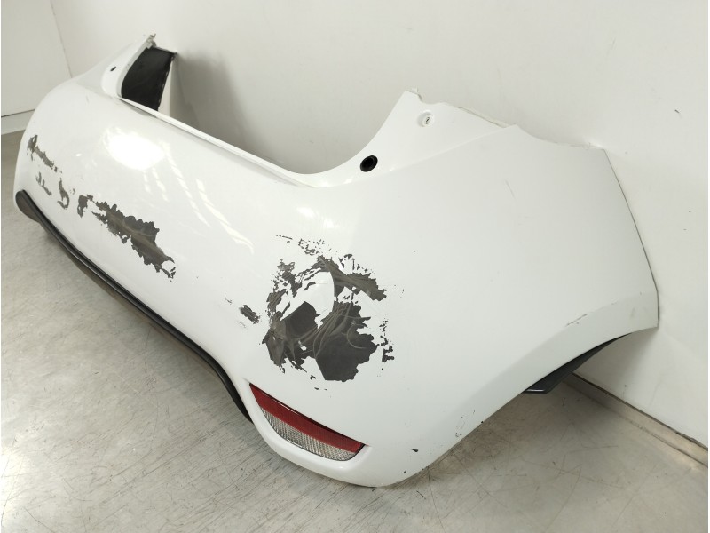 Recambio de paragolpes trasero para renault zoe bose referencia OEM IAM 8501003R  