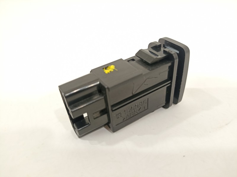 Recambio de interruptor para toyota land cruiser (j12) 3.0 d-4d gx referencia OEM IAM 7120D36  