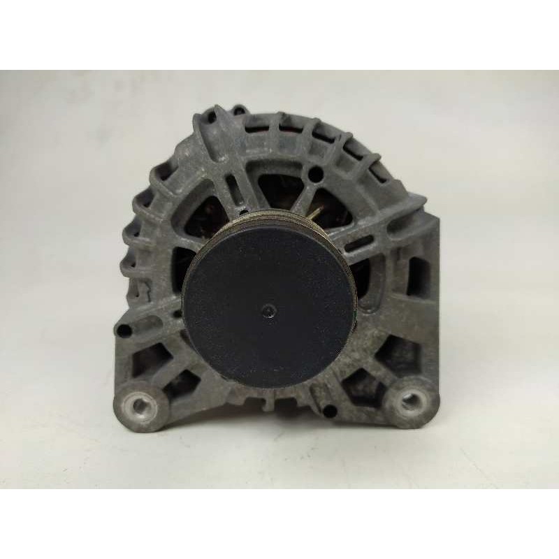 Recambio de alternador para renault megane iii berlina 5 p bose edition referencia OEM IAM 231000027R TG12C078 2606288A