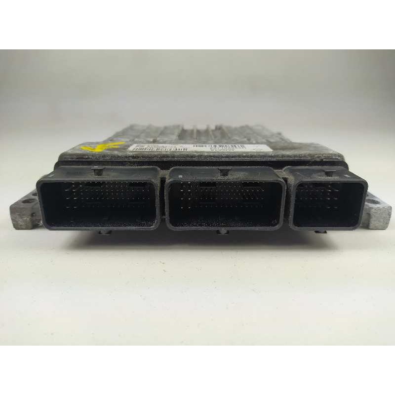 Recambio de centralita motor uce para renault megane iii berlina 5 p bose edition referencia OEM IAM 237103956R 237100669R S1800