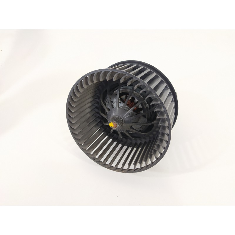 Recambio de ventilador calefaccion para ford kuga (cbs) st-line referencia OEM IAM AV6N18456AA  