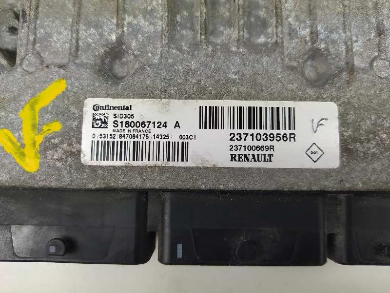 Recambio de centralita motor uce para renault megane iii berlina 5 p bose edition referencia OEM IAM 237103956R 237100669R S1800