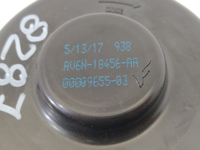 Recambio de ventilador calefaccion para ford kuga (cbs) st-line referencia OEM IAM AV6N18456AA  