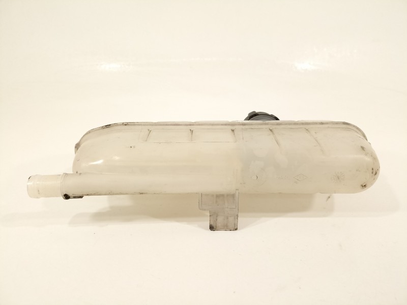 Recambio de deposito expansion para renault zoe bose referencia OEM IAM 217101652R  