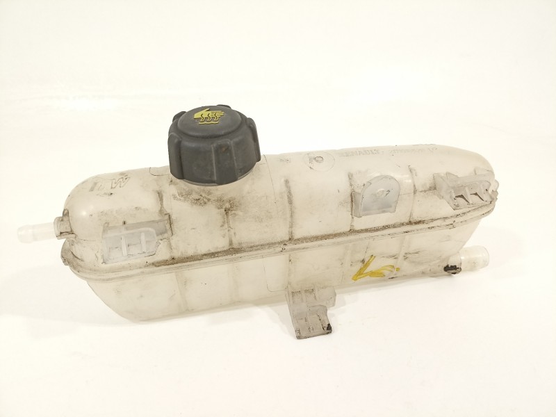 Recambio de deposito expansion para renault zoe bose referencia OEM IAM 217101652R  