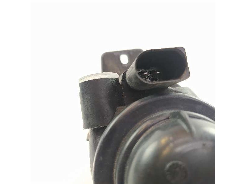 Recambio de faro antiniebla derecho para seat leon (1m1) sport referencia OEM IAM 1M0941700A  