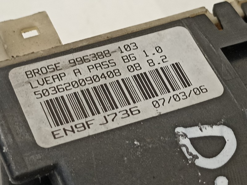 Recambio de elevalunas delantero derecho para citroën c4 berlina collection referencia OEM IAM 996388103  