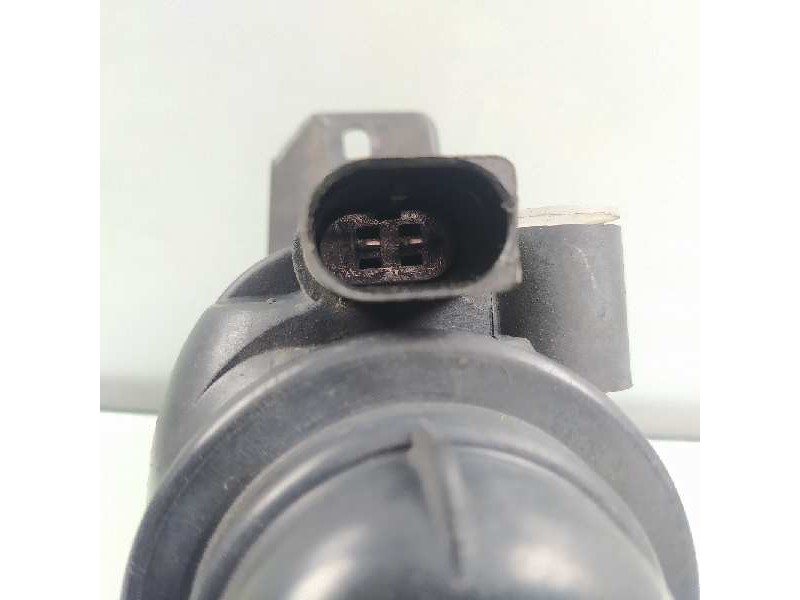 Recambio de faro antiniebla izquierdo para seat leon (1m1) sport referencia OEM IAM 1M0941701B  