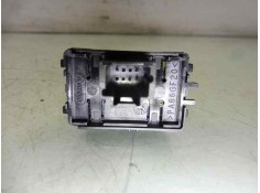 Recambio de mando elevalunas trasero izquierdo para renault megane iii berlina 5 p bose edition referencia OEM IAM 254010003R   2