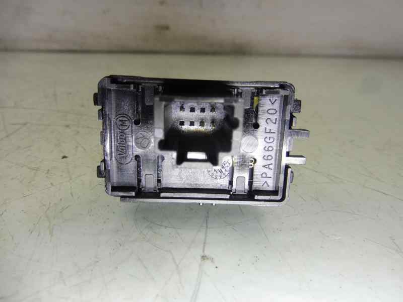 Recambio de mando elevalunas trasero izquierdo para renault megane iii berlina 5 p bose edition referencia OEM IAM 254010003R  