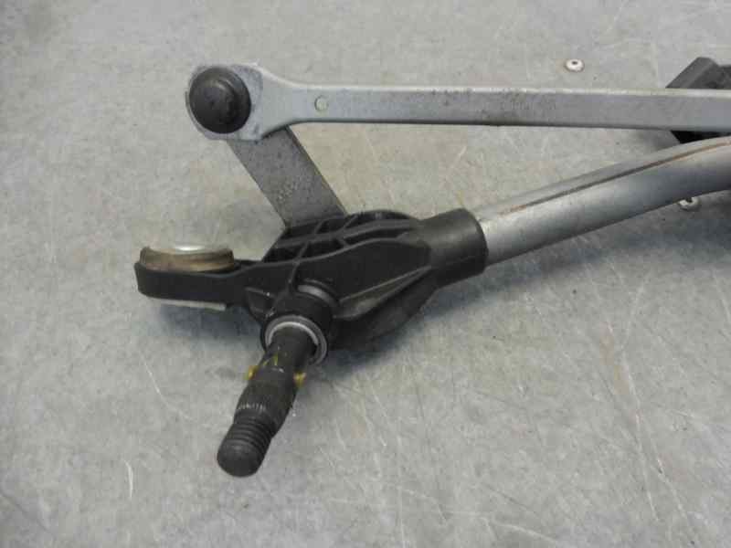 Recambio de motor limpia delantero para renault megane iii berlina 5 p bose edition referencia OEM IAM 288000001R W000007226 