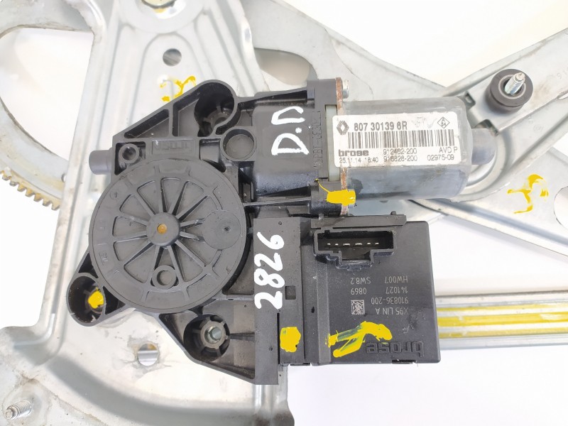 Recambio de elevalunas delantero derecho para renault megane iii berlina 5 p bose edition referencia OEM IAM 807301396R  