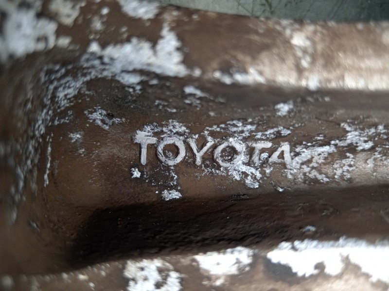 Recambio de llanta para toyota land cruiser (j12) 3.0 d-4d gx referencia OEM IAM   