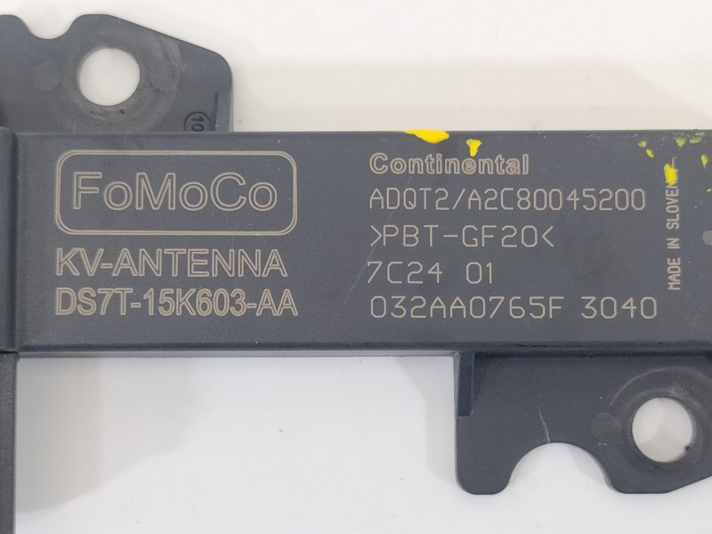Recambio de antena para ford kuga (cbs) st-line referencia OEM IAM DS7T15K603AA  