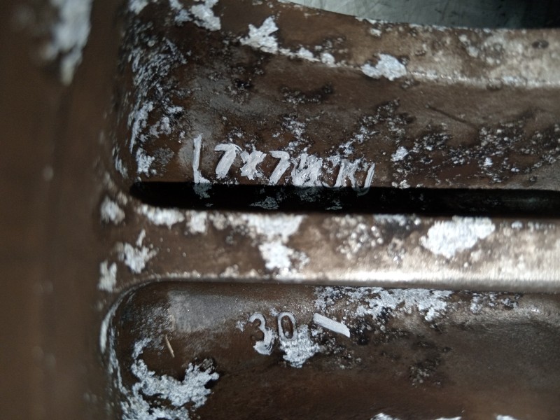 Recambio de llanta para toyota land cruiser (j12) 3.0 d-4d gx referencia OEM IAM   