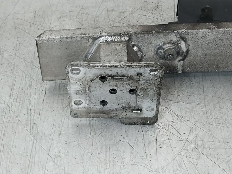 Recambio de refuerzo paragolpes delantero para citroën c4 berlina collection referencia OEM IAM 9651794280  