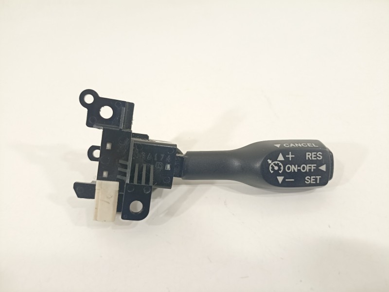 Recambio de mando multifuncion para toyota land cruiser (j12) 3.0 d-4d gx referencia OEM IAM 18A174  