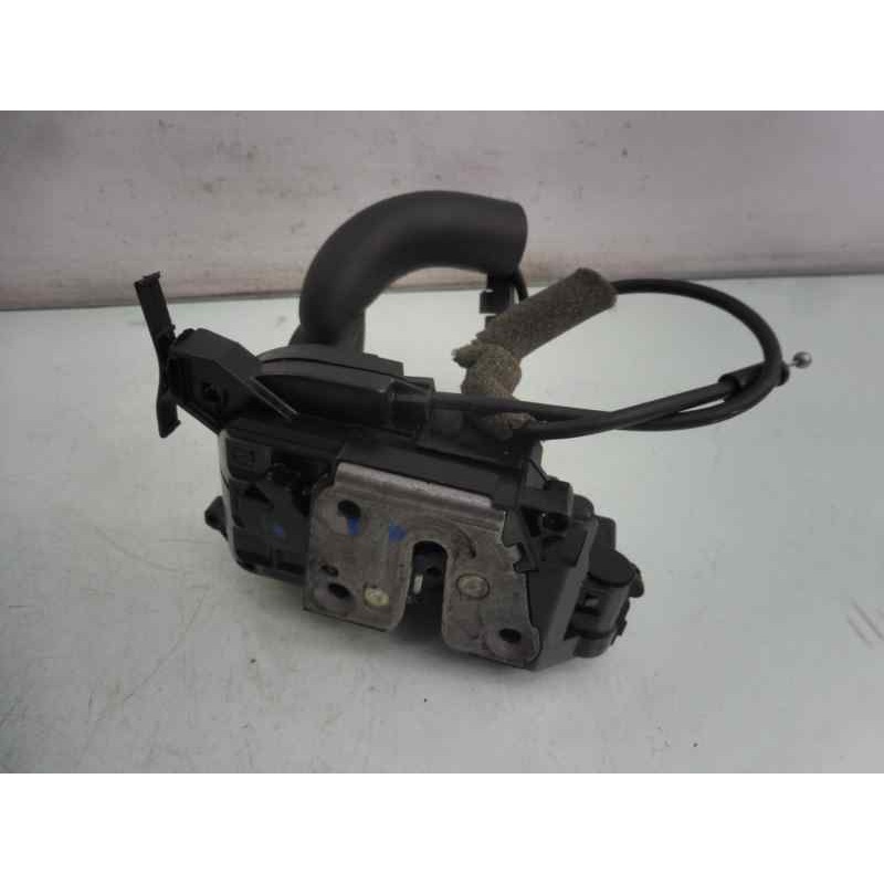 Recambio de cerradura puerta trasera izquierda para renault megane iii berlina 5 p bose edition referencia OEM IAM 825030001R  