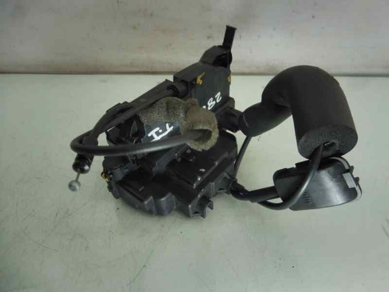 Recambio de cerradura puerta trasera izquierda para renault megane iii berlina 5 p bose edition referencia OEM IAM 825030001R  