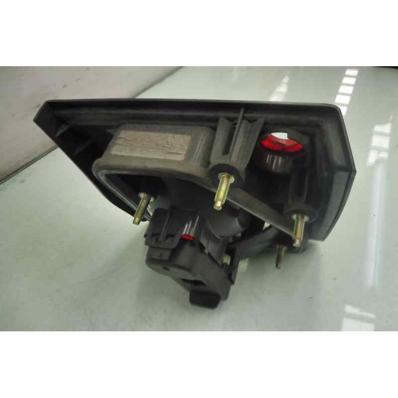 Recambio de piloto trasero derecho en porton para saab 9-3 cabrio 2.3i se referencia OEM IAM 4831178  