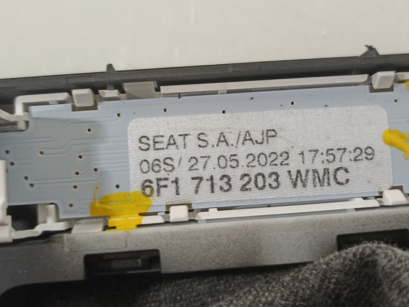 Recambio de pomo palanca cambio para seat arona xperience referencia OEM IAM 6F1713203  