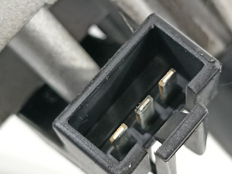 Recambio de motor limpia trasero para peugeot 308 sw premium referencia OEM IAM 9681418480  