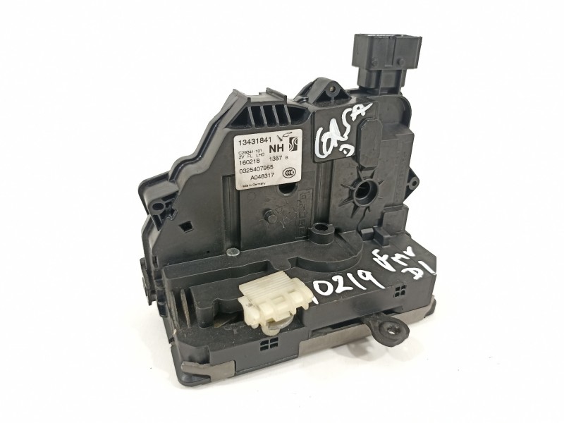 Recambio de cerradura puerta delantera izquierda para opel corsa e selective referencia OEM IAM 13431841  